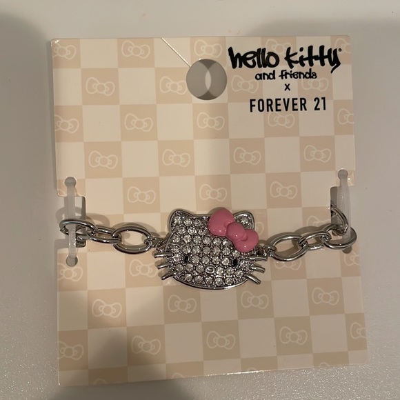 NWT - Rhinestone Hello Kitty Charm Bracelet - Picture 4 of 6